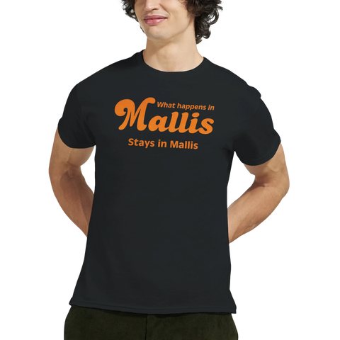 Man bär t-shirt med humoristiskt budskap om Mallorca