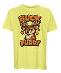 Gul t-shirt i boxy modell med humoristiskt hjortmotiv och orange text