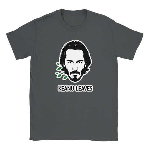 Grå t-shirt med lekfullt motiv av en känd skådespelare som tyst lämnar scenen