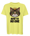 T-shirt med gult tyg och statement-design av en kattkung