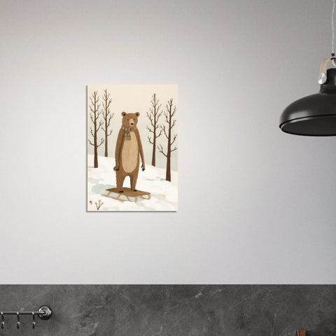 Konstnärlig illustration av en björn på släde monterad i ett stilrent badrum