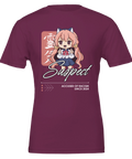 Lila t-shirt med spetsig textdesign och lekfullt anime-motiv