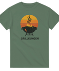Grön t-shirt med grafiskt motiv av en flammande klotgrill