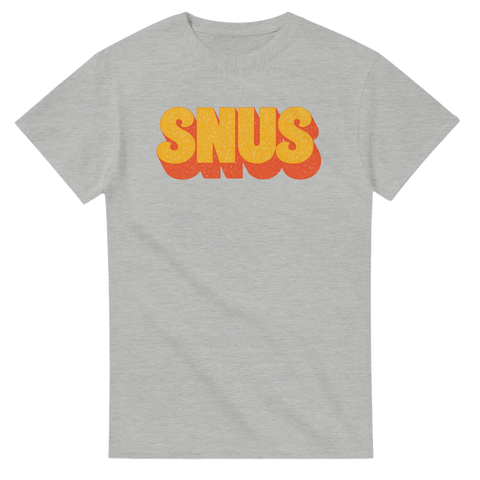 Ljusgrå t-shirt med gult och orange snus-motiv i retrodesign