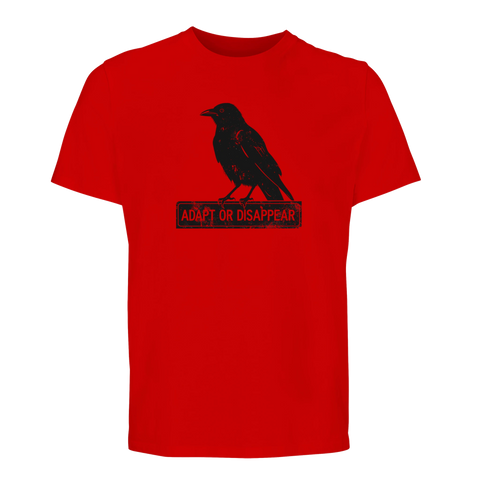 Röd t-shirt med en kaxig illustration och budskapet Adapt or Disappear