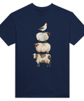 Bondgårdsdjur i akvarell, staplade på varandra, på marinblå t-shirt.