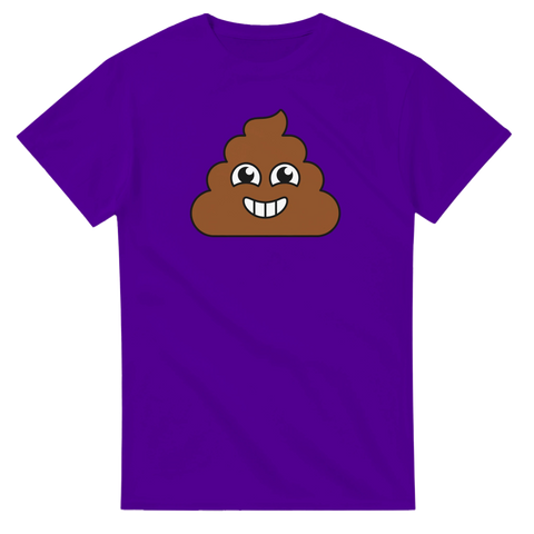 Glad bajsemoji med ögon och tänder på lila t-shirt.