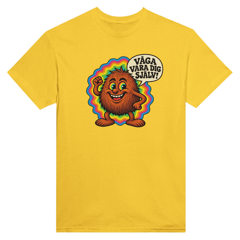 Gul t-shirt med en glad kokosnöt med färgglad bakgrund och texten Våga vara dig själv.