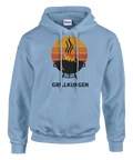 Retro grillmotiv med texten "GRILLKUNGEN" på ljusblå hoodie.