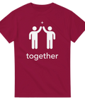 Två vita figurer som high-fivar, med texten "together" under, på en vinröd t-shirt.