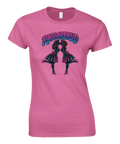 Pop art-inspirerad Raggarbrud-design med kaxig attityd på rosa t-shirt