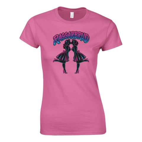 Pop art-inspirerad Raggarbrud-design med kaxig attityd på rosa t-shirt