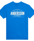 Blå t-shirt med texten Andersson – A Family of Originals
