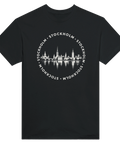 Svart t-shirt med Stockholms stadssiluett och texten Stockholm i en cirkel.