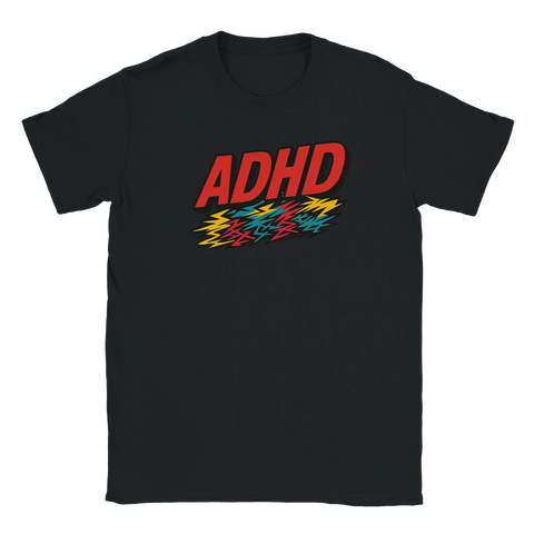 Svart t-shirt med röd ADHD-text och färgglada blixtar i retrostil
