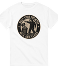 Grafiskt tryck med antifascistisk symbolik och skelettmotiv – t-shirt med budskap