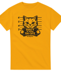 Svart serietecknad katt med "GUILTY OF BEING TOO CUTE No Regrets" på gul t-shirt.