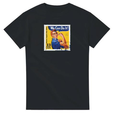 Vintage frimärke med Rosie the Riveter och texten We Can Do It – grafisk t-shirt