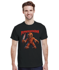 Modell i en svart t-shirt med en skräckinspirerad pepparkaksfigur och texten Pepparkaksdöden.