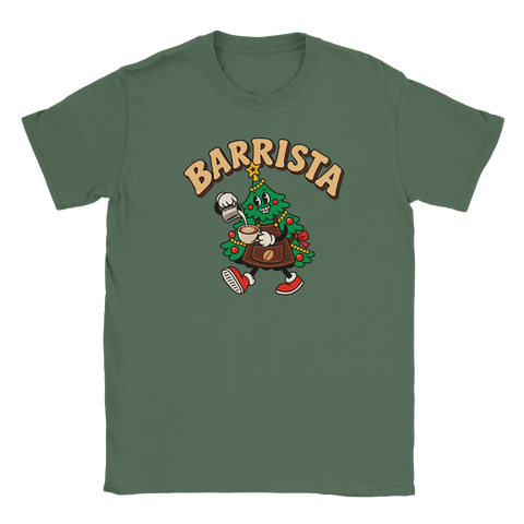 Grön t-shirt med en kaffeserverande julgran och texten ”Barrista”.