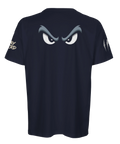 Grafiskt tryck av intensiva ögon på baksidan av en mörkblå t-shirt