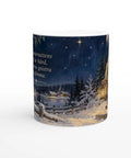 Mugg med tomte, snölandskap och versen Midvinternattens köld är hård.