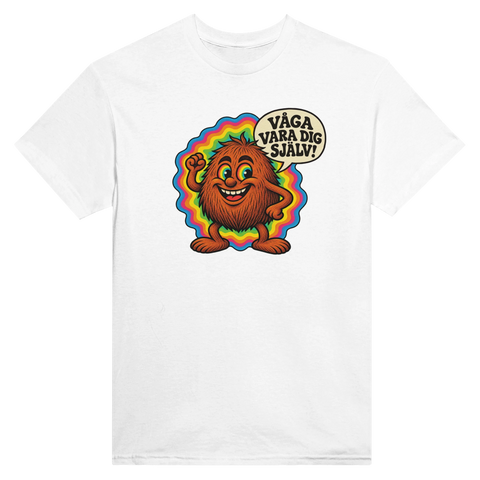 Vit t-shirt med en glad kokosnöt med färgglad bakgrund och texten Våga vara dig själv.