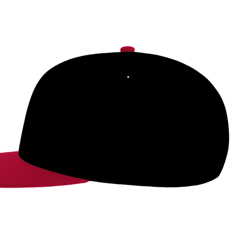Nu Det Nuuk!" broderad i grått på svart snapback-keps med röd skärm, humoristisk stil.