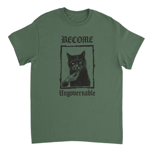 Mörk humor och kaxig katt i linjeteckning – olivgrön t-shirt