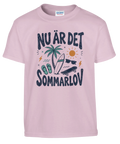 Grafiskt tryck med sol och skateboard – somrig t-shirt med text