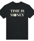 Svart t-shirt med texten Time is Money och en klocka i bokstaven O.