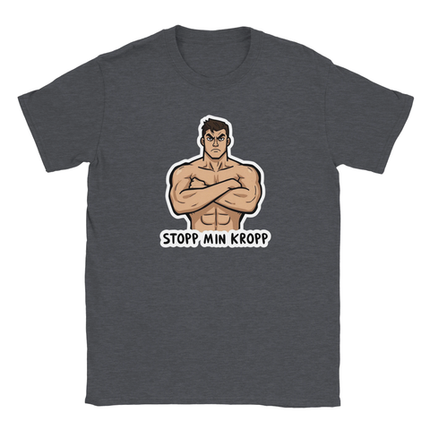 Tecknad muskulös man med korsade armar och text "STOPP MIN KROPP" på mörkgrå t-shirt.