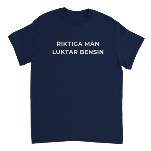 Tröja med text Riktiga män luktar bensin