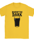 T-shirt med stout och hårdrockstryck och texten Beer of the dark