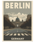Illustration av Berlin med en pampig kupolbyggnad i slutet av en bred boulevard under en molnig himmel i sobra färger.