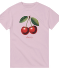 Två körsbär med gröna blad och text "cherry." på ljusrosa t-shirt.