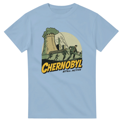 Retro comic-illustration av kärnkraftverket i Tjernobyl på ljusblå t-shirt
