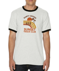 Unisex Ringer Sunset Track centrerat, proportionerlig storlek, symmetrisk placering, vertikal orientering