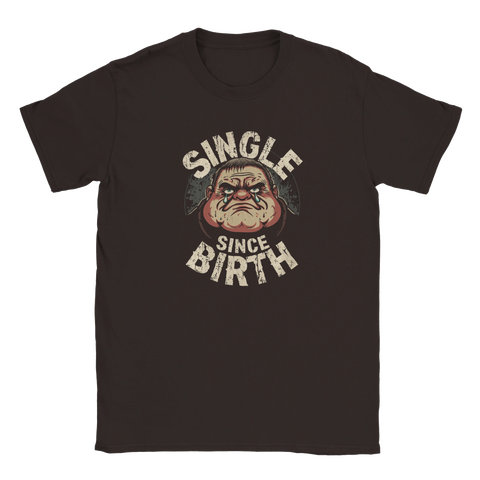 Brun t-shirt med självironiskt motiv av en gråtande man i retrostil