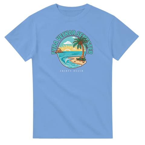 Retro strandmotiv med vågor och kokospalm på en ljusblå t-shirt