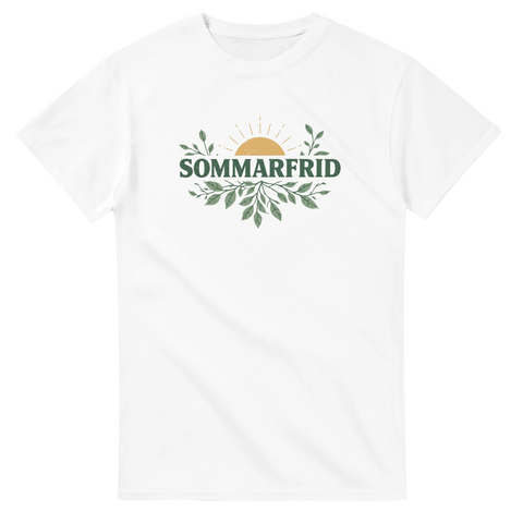 Grafiskt naturmotiv med soluppgång och gröna blad – stilren t-shirt
