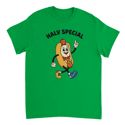 Grafiskt tryck av en kaxig korv med bröd på en grön t-shirt
