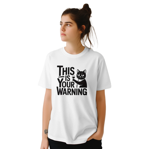 Svart katt med vinglas och texten "This is your warning" på vit t-shirt.