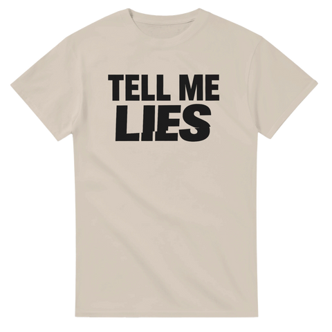 Sandfärgad t-shirt med statement-tryck Tell me Lies i grafisk stil