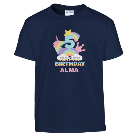 Pop It födelsedagsdesign med siffra 5 och regnbåge på marinblå barntröja, "Happy Birthday Alma".