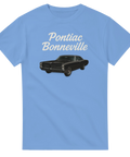 Pontiac Bonneville 1967 svart bil med text på ljusblå t-shirt.