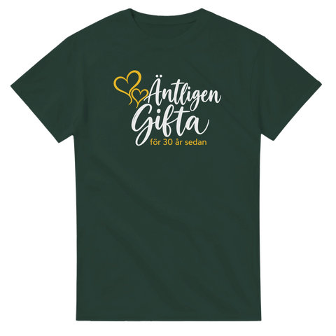 T-shirt med hjärtan och texten Äntligen gifta – för 30 år sedan