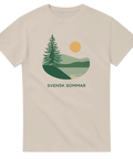 Minimalistiskt naturmotiv med sol och vatten på beige t-shirt