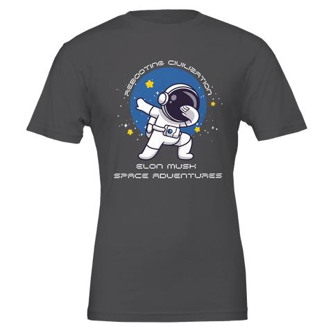 Dabbande astronaut i rymden med texten "Rebooting Civilisation Elon Musk Space Adventures" på grå t-shirt.