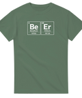 Periodiska systemet "Be Er" (Beryllium, Erbium) t-shirt i olivgrön.